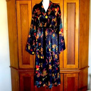 Forever 21 Long Satin Navy robe